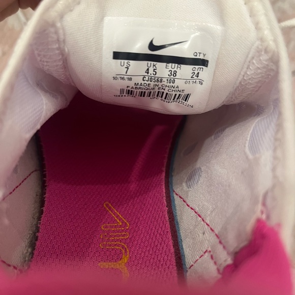 Nike Air Max 270 Pastel women’s sneakers - Picture 6 of 8